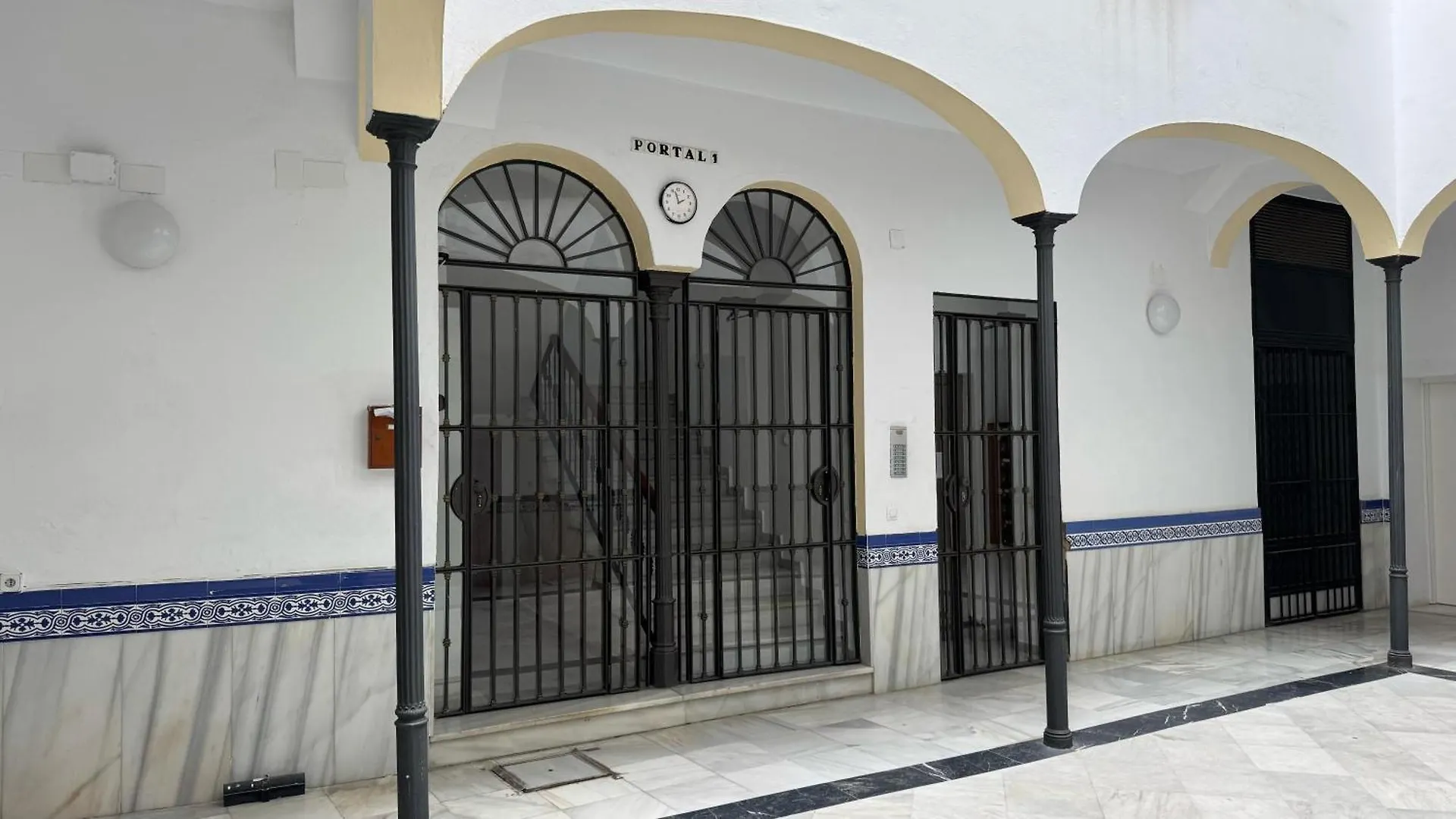 San Eloy Suite En El Centro De Sevilla Apartment