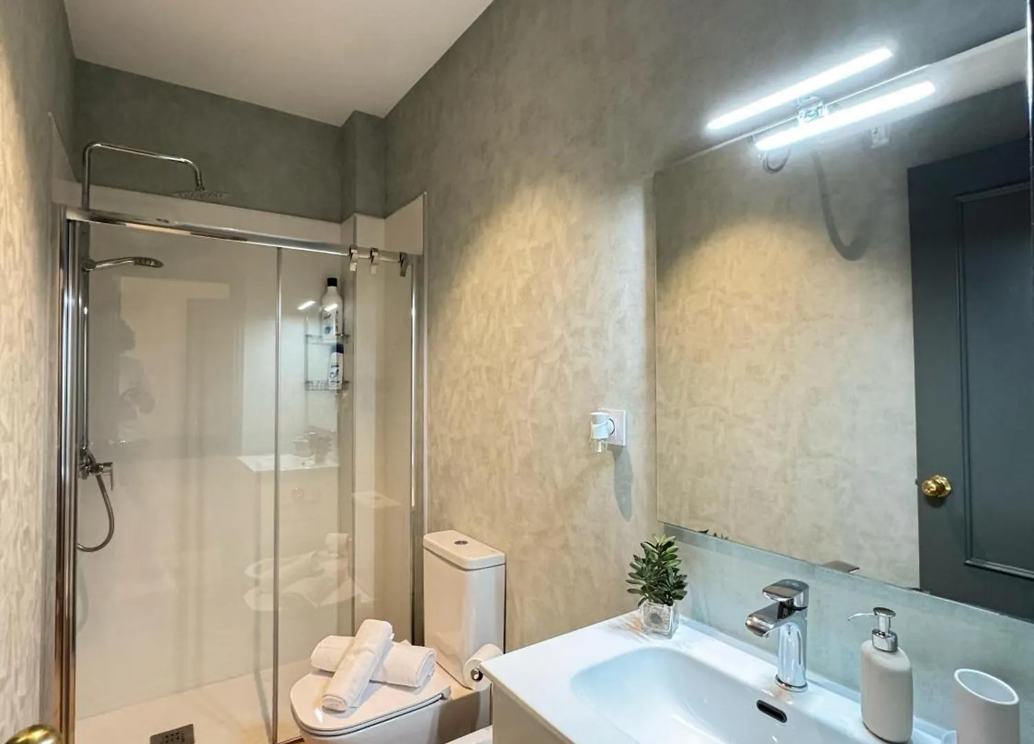 San Eloy Suite En El Centro De Sevilla Spain